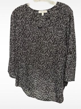 Chaus New York Women's Medium Black & White Floral Blouse